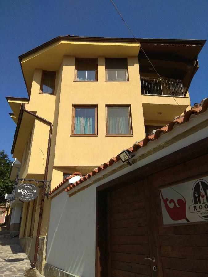 Roots Hotel And Wine Bar Plovdiv Exterior foto